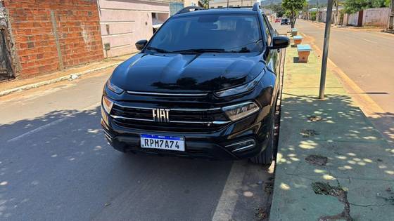 FIAT TORO 1.3 TURBO 270 FLEX FREEDOM AT6 FIAT TORO 1.3 TURBO 270 FLEX FREEDOM AT6